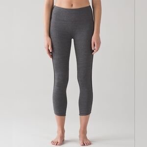 Lululemon Hit It Crop 21" Luxtreme Size 4 Mesh Side Leggings Heathered Black